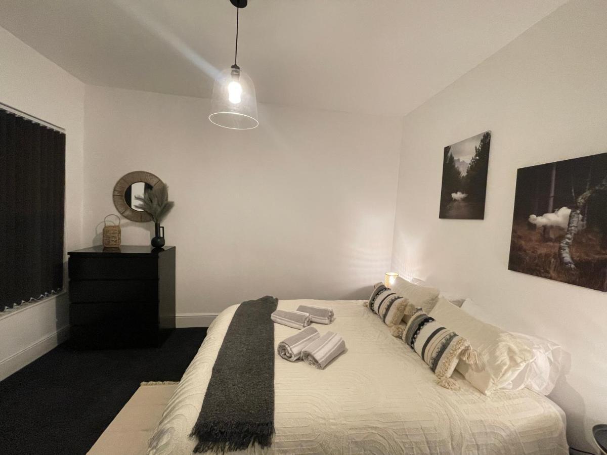 Urban 3 Bedroom Home In Kings Heath-Great Location Birmingham Exterior foto